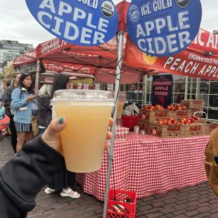 Lavender apple cider