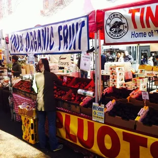 Tiny&apos;s @ Ballard Farmers Market