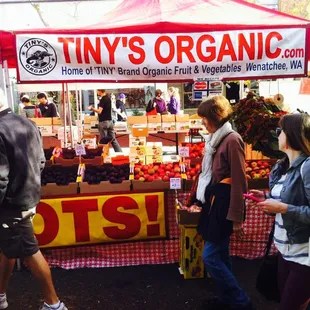 Tiny&apos;s @ Ballard Farmers Market!