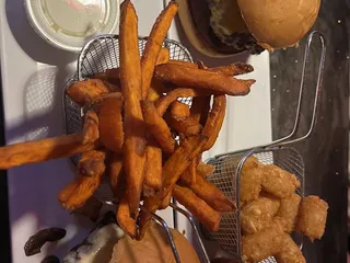 Brooklyn's Beer & Burgers