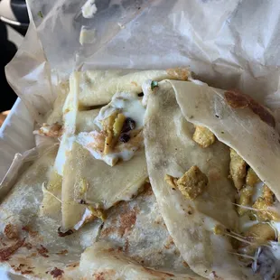 Quesadilla de Pollo just meat and cheese.