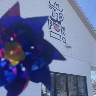 Free pinwheel for kids!