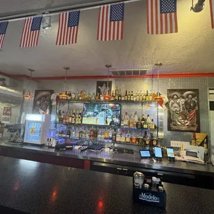I did say FULL bar didn&apos;t I. Hey kids... it only a short Uber/Lyft ride away.