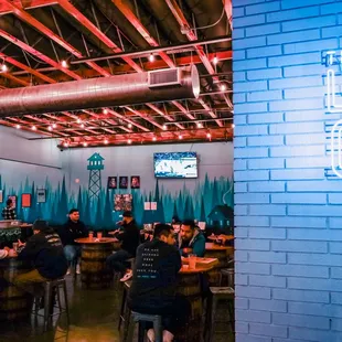 The Lookout Room is a comfy spot that is temperature controlled and perfect on those hot or cold days!