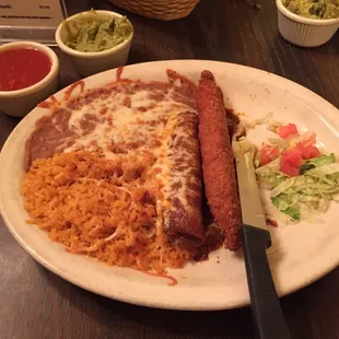 Crispy Chiles Rellenos Special w Chicken enchilada &amp; guacamole