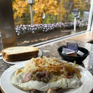 Omelette with Hash Browns