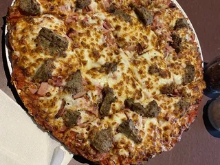 Milano's Pizza, Subs & Taps