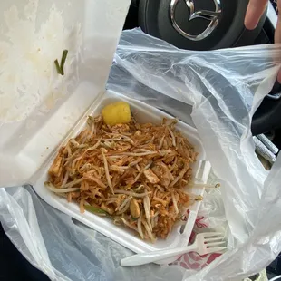 Pad thai