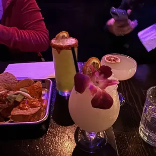 Pina colada(flower) lemon drop and a ocean breeze(so good!) all amazing drinks