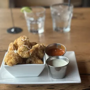 chicken wings and fried chicken, food