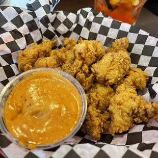 Alligator bites