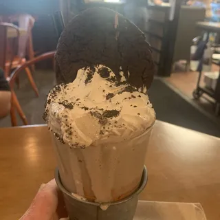 Cookies & Cream Shake