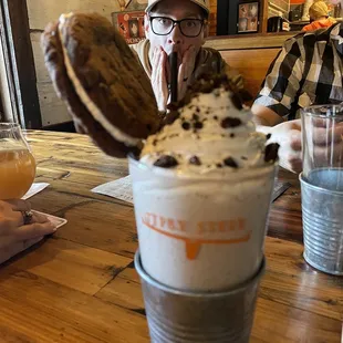 Cookies &amp; Cream Shake