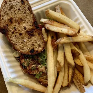 Raspberry Brie Chicken Melt