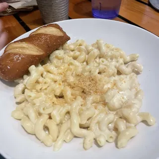 Plain Mac & Cheese