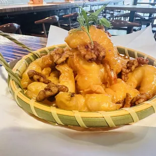 Honey walnut shrimp