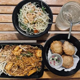 Tofu pad Thai, Curry Puffs, Papaya Salad