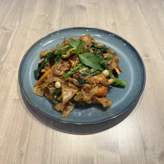 Drunken Noodle