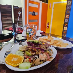 Mariscos Tower