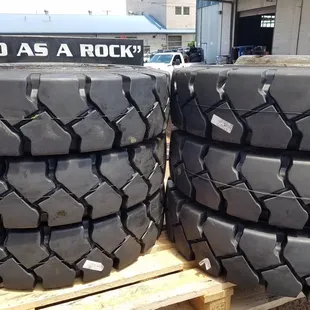Rovince Solid Forklift Tires