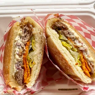 Chicharrón sandwich