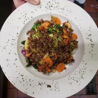 Veggie-Cashew & Quinoa Stir-Fry