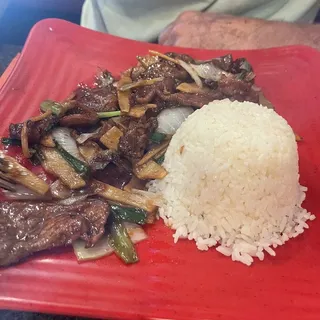 E6 Mongolian Beef