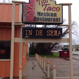 a sign for a mexican restaurant