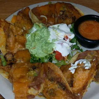 Hatch Beef Fajita Nachos