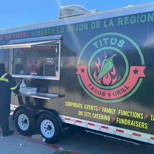 They came threw wit the fire tacos at the Safeway Tracy DC