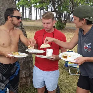 who gets the last tacos?