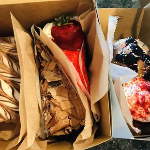 food, dough desserts, donuts