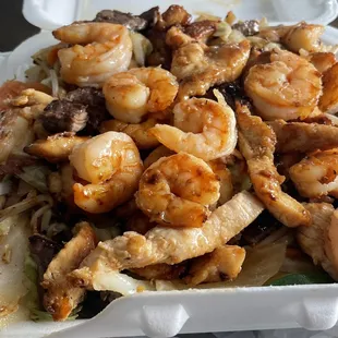 DELUXE COMBO w/Fried Rice Double Shrimp!!