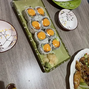 Spicy Salmon Roll