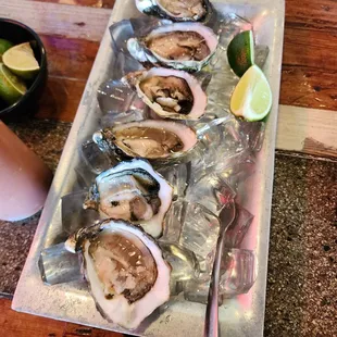 1/2 dozen of oysters