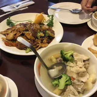 House Wonton Soup