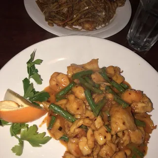 Lo Mein Noodles