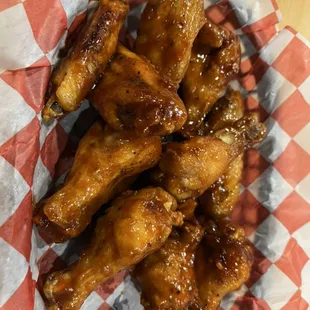 Delicious Wings! Baked &amp; Fried!