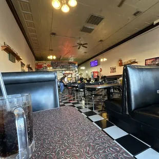 Inside ambience.... Super casual, seat yourself, pay at the register.... Gotta love it!!!