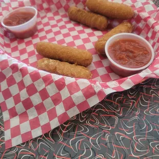 Mozzarella sticks
