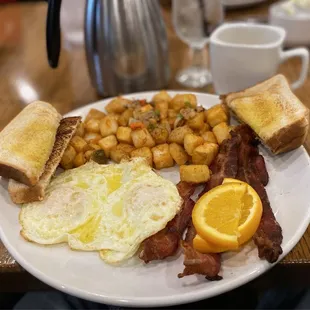 Inn-Joyable breakfast