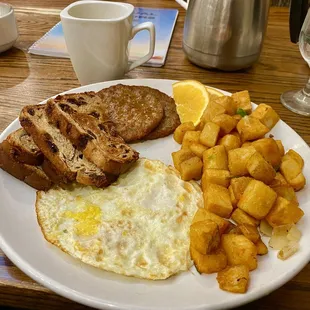 Inn-Joyable breakfast