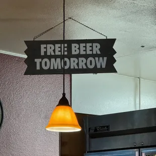 Very nice signs to enjoy looking at while you're waiting