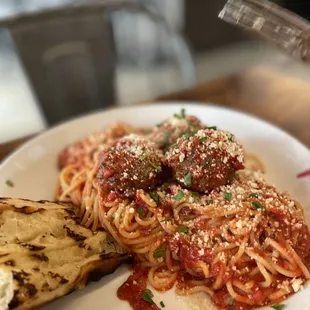 Spaghetti &amp; Meatballs