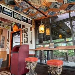 island-themed interior