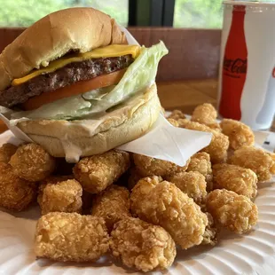 cheeseburger and tots