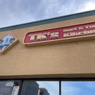 TK&apos;s outdoor signage