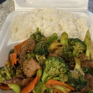 Small Beef &amp; Broccoli
