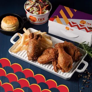 food, chicken wings and fried chicken