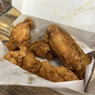 Spicy Crunchy Wings (6 piece)
